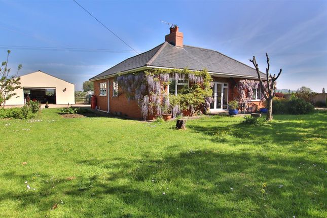 4 bed property, in Astonfields Lane, £585,000