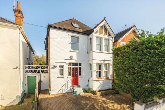 4 bed property, in Park Road, £1,375,000