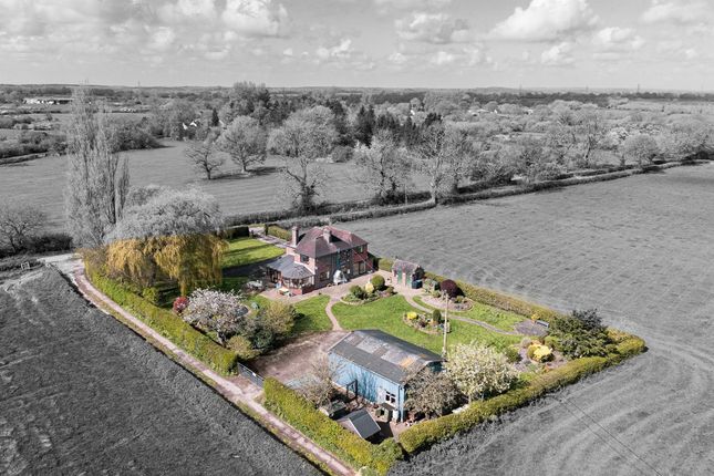 5 bed property, in Gorsty Hill, £750,000
