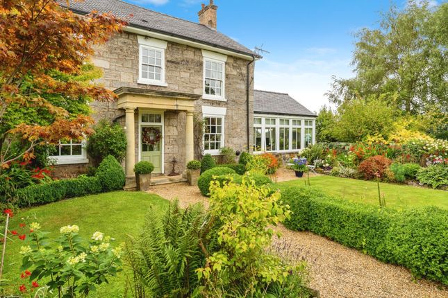 4 bed property, in Ffordd Y Pentre, £950,000