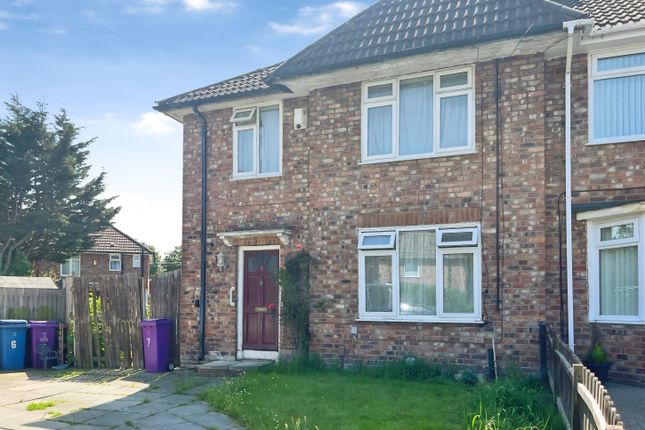 3 bed property, in Broad Place, £160,000