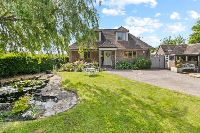 4 bed property, in Hankham Hall Close, £850,000
