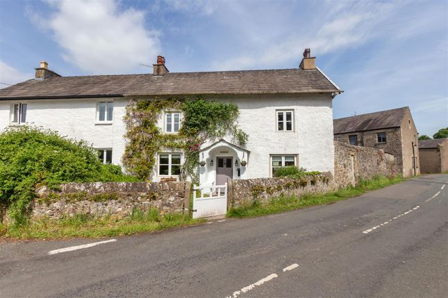 3 bed property, in Borwick, £450,000