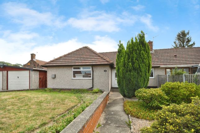 2 bed property, in Laurel Crescent, £180,000