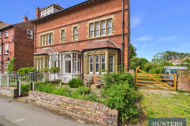 2 bed property, in 26A West Avenue, £145,000