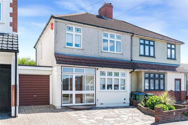 3 bed property, in Lulworth Road, £525,000
