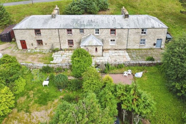 3 bed property, in Blue Row, £80,000