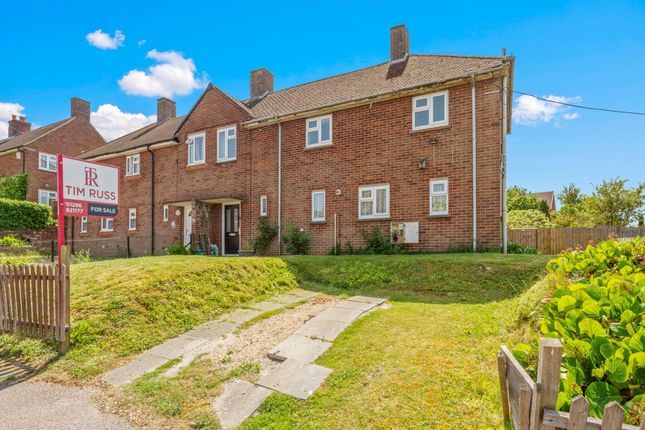 4 bed property, in Woollerton Crescent, £600,000