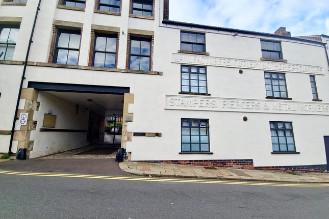 1 bed property, in Cutlery Works, £68,400