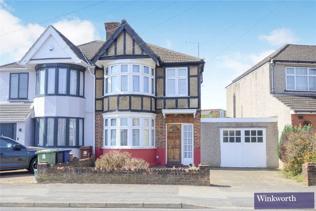 3 bed property, in Kingshill Avenue, £599,950