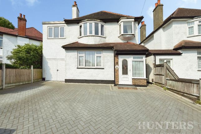 5 bed property, in West Street, £900,000