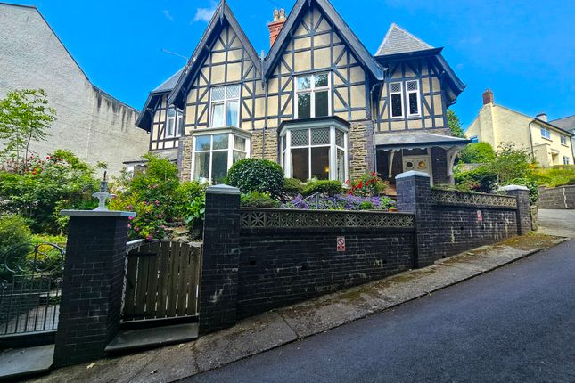 5 bed property, in Cliff Terrace, £570,000