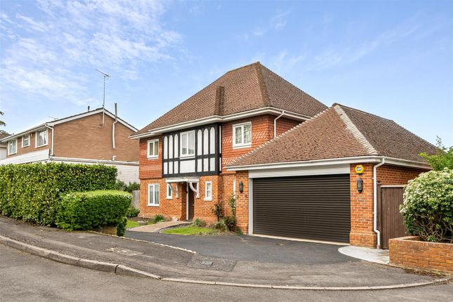 6 bed property, in Ash Close, £1,395,000