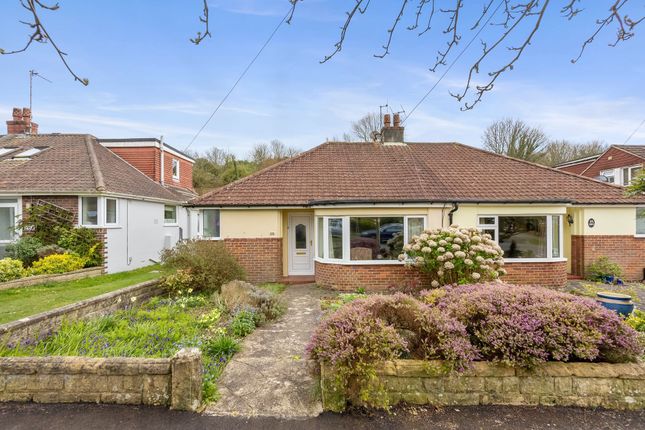 2 bed property, in Mackie Avenue, £425,000