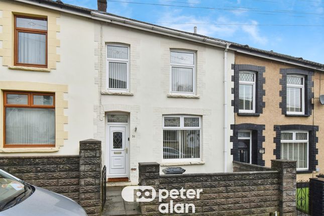 3 bed property, in Oakland Street, £115,000