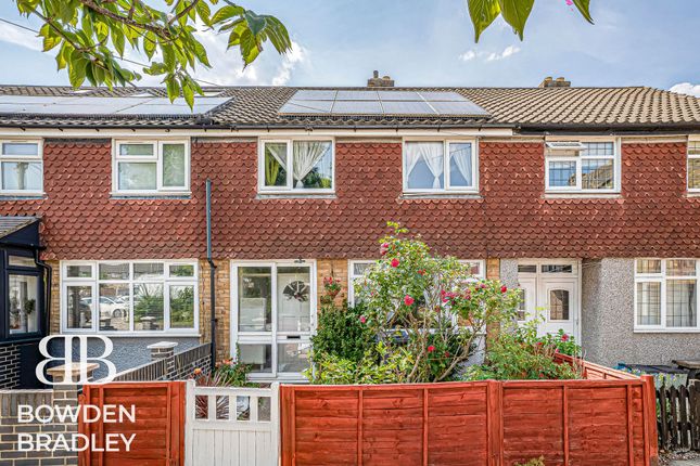 3 bed property, in Bysouth Close, £425,000