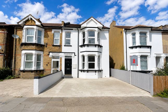2 bed property, in Bulstrode Road, £425,000