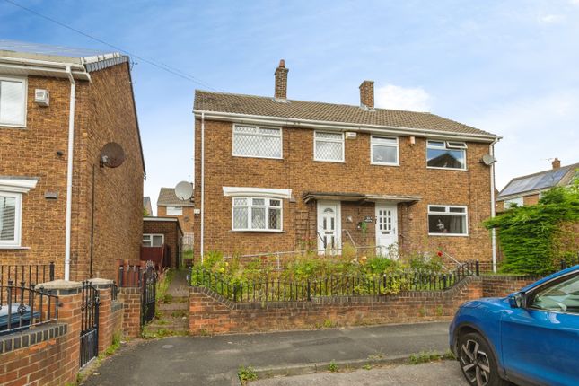 2 bed property, in The Cove, £75,000