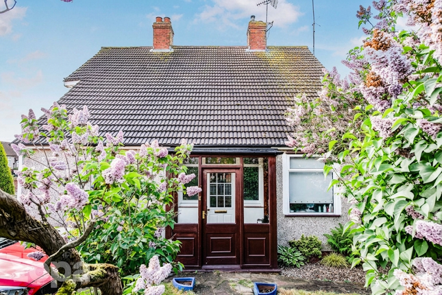 3 bed property, in Highfield Avenue, £550,000