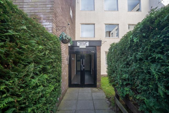 1 bed property, in Worcester Court, £55,000