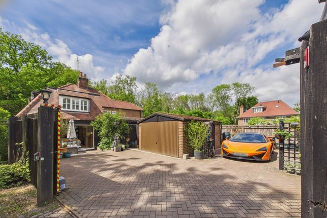 3 bed property, in Kiln Hill, £715,000