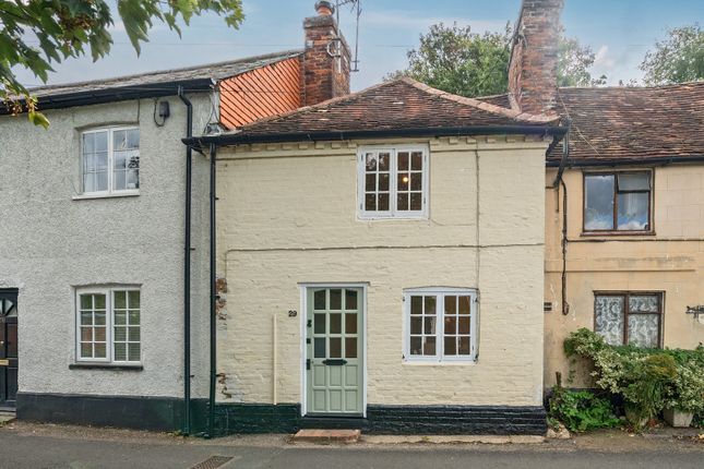 1 bed property, in Red Lion Lane, £260,000