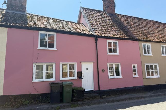 2 bed property, in Tyle Cottage, £100,000