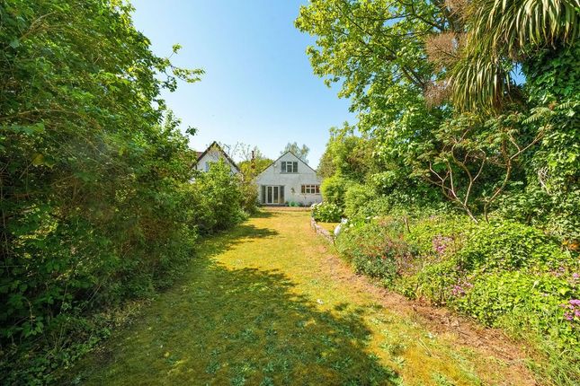 4 bed property, in Syke Cluan, £900,000