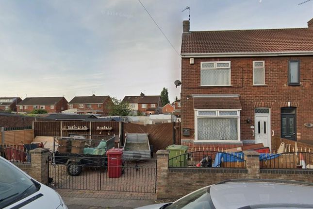 3 bed property, in Neville Road, £100,000