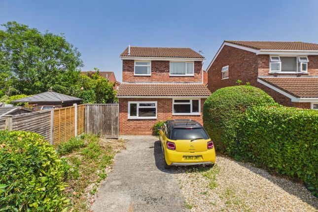4 bed property, in The Green, £269,950