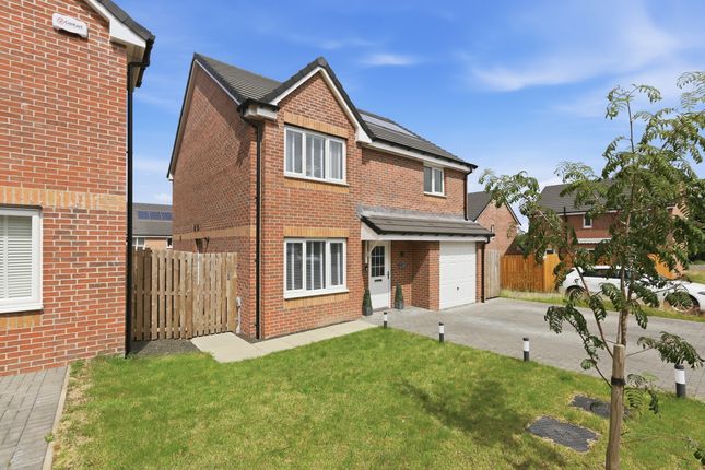 4 bed property, in Newcomen Gardens, £325,000