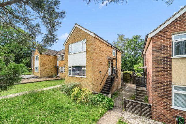 2 bed property, in Hartland Road, £265,000