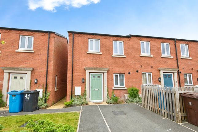 3 bed property, in Saxelbye Avenue, £245,000