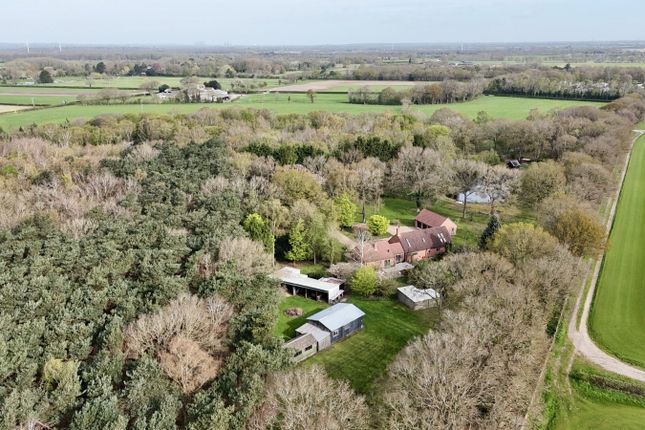 4 bed property, in Brown Wood Lane, £900,000