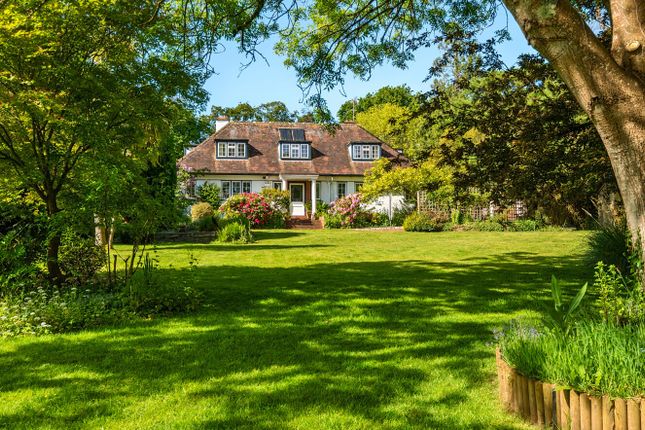 4 bed property, in Exmouth Road, £895,000