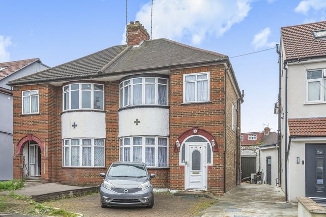 3 bed property, in St. Georges Avenue, £595,000