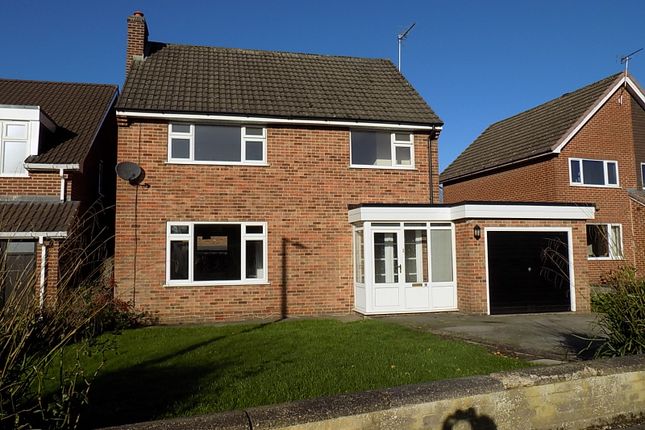 3 bed property, in Spencer Close, £335,000