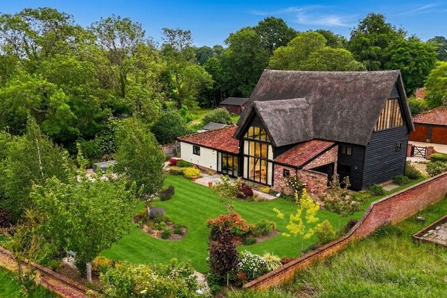 4 bed property, in Barn Low Road, £750,000