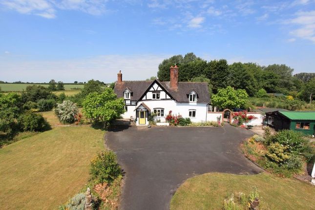 4 bed property, in Crudgington, £650,000