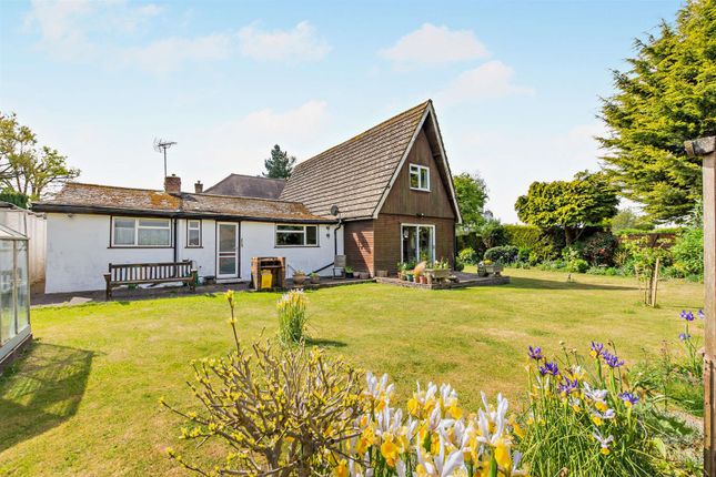 3 bed property, in Lenham Road, £400,000