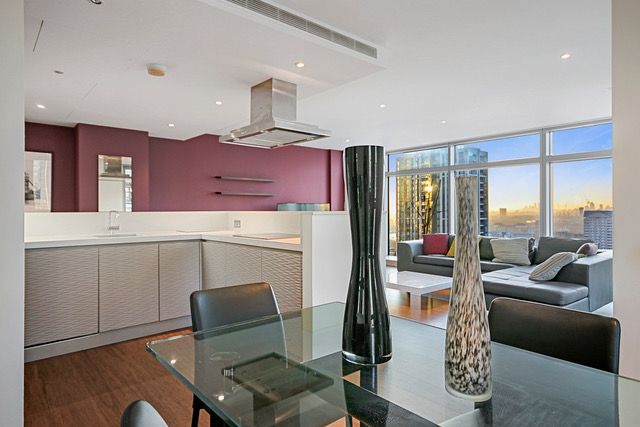 3 bed property, in Canary Wharf, £699,990