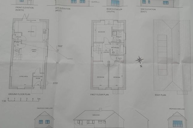 Studio, in Woodland Way, £240,000