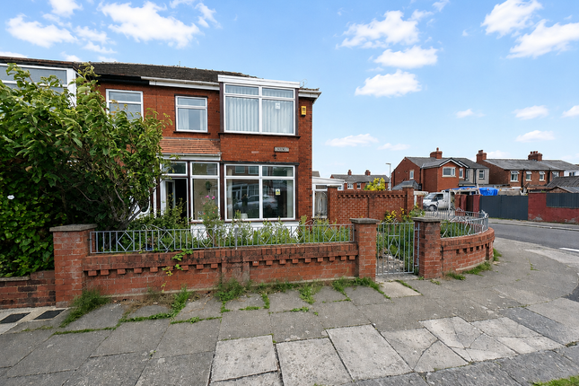 2 bed property, in Longway, £60,000