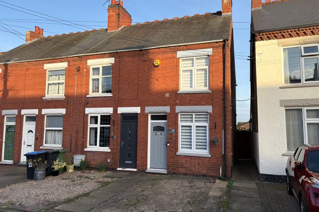 2 bed property, in Leicester Road, £230,000