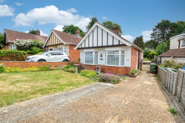 2 bed property, in Avon Road, £275,000