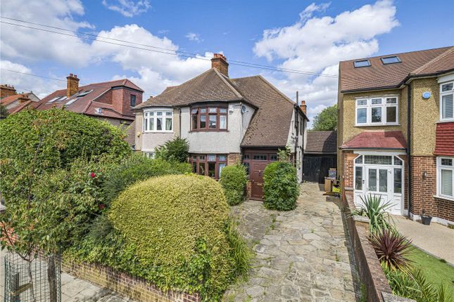 3 bed property, in Shelbury Road, £1,150,000