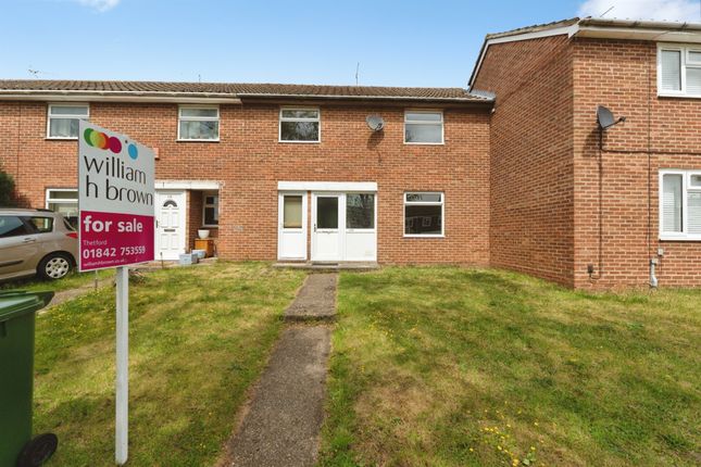 3 bed property, in Elm Road, £200,000
