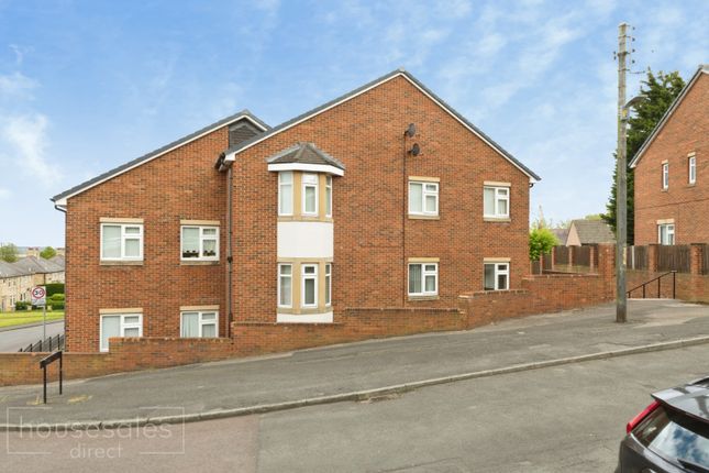 2 bed property, in Fairfield Place, £50,000