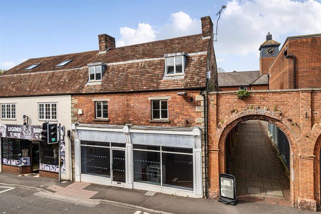 2 bed property, in High Street, £150,000