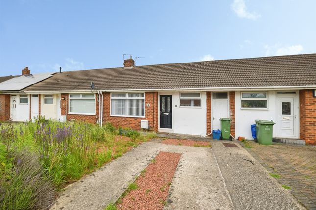1 bed property, in Thistle Road, £90,000